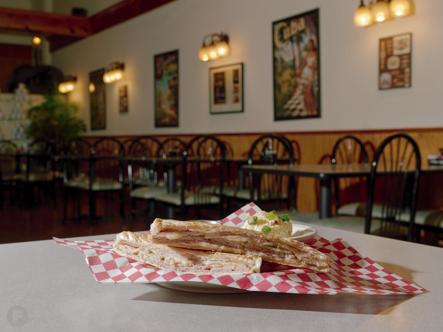 Sandwich Shop: Fulton Café